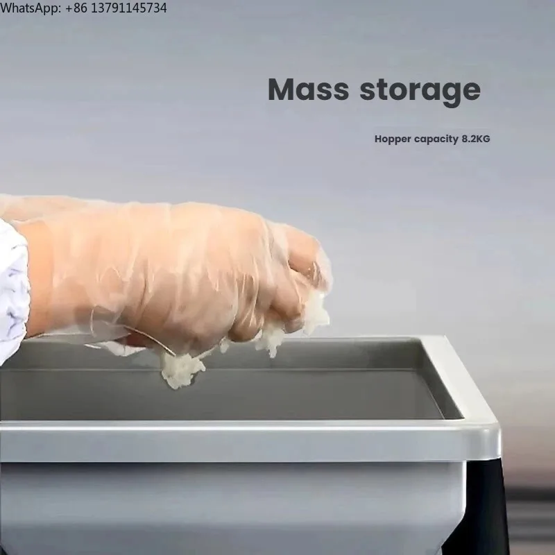 Automatic rice sprinkling + fully automatic rolling, efficient sushi making expert