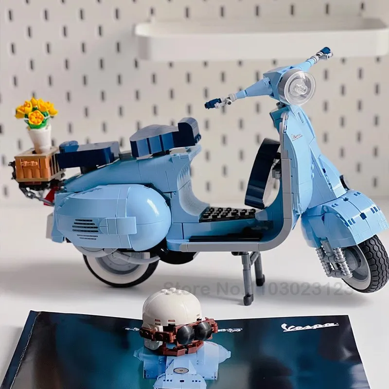 Roman Holida Vespa 125 Technical 10298 Famous Motorcycle City Moto Assembled Building Blocks Brick Model Toy For Kids Gift