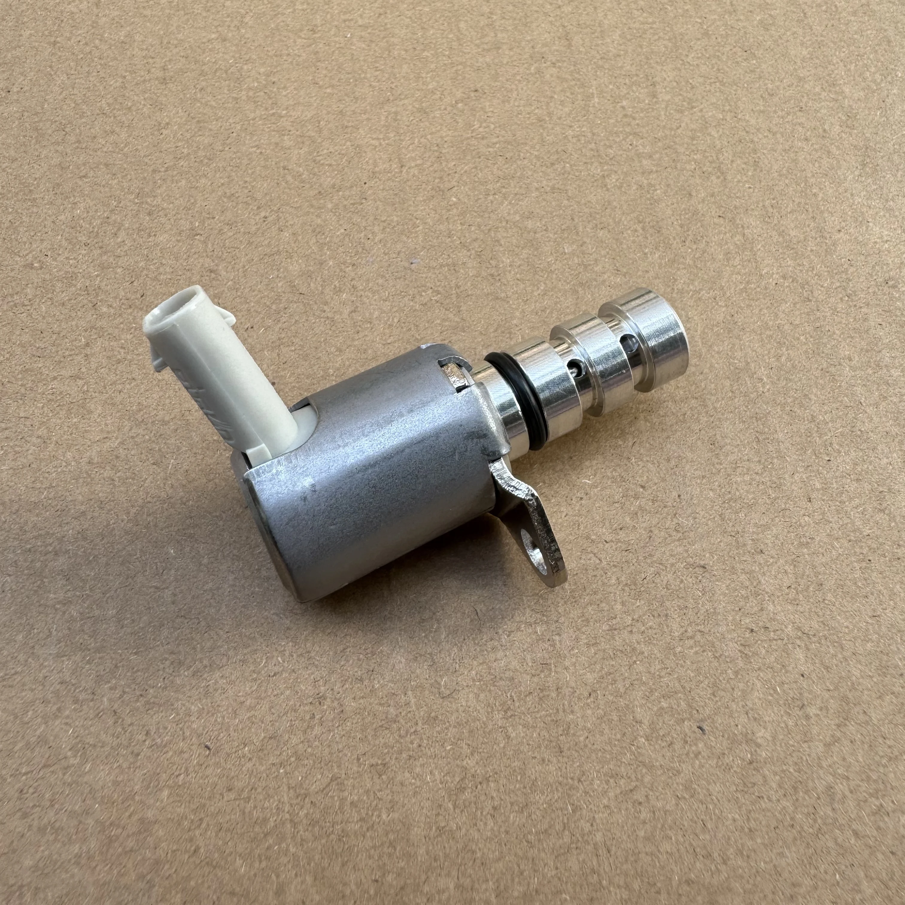 06K115243S 06K115243L EA888 Gen3 Oil Pressure Control Solenoi Valve For Golf Passat Tiguan A3 B9 A6 06K 115 243 S