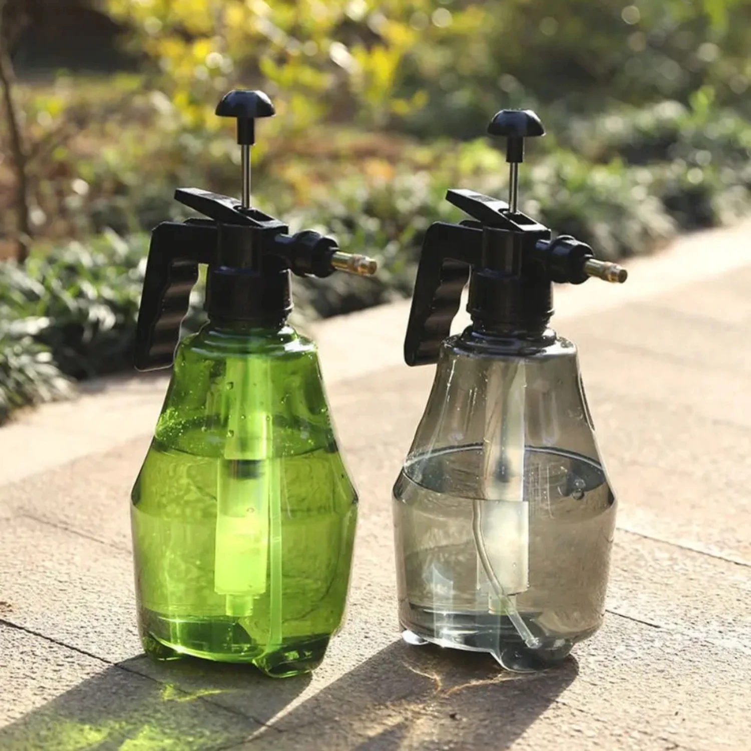 1.5LHousehold Irrigation Spray Bottle Convenient Watering Fogger Bottle Plant Atomization Watering Bottle Watering Machine