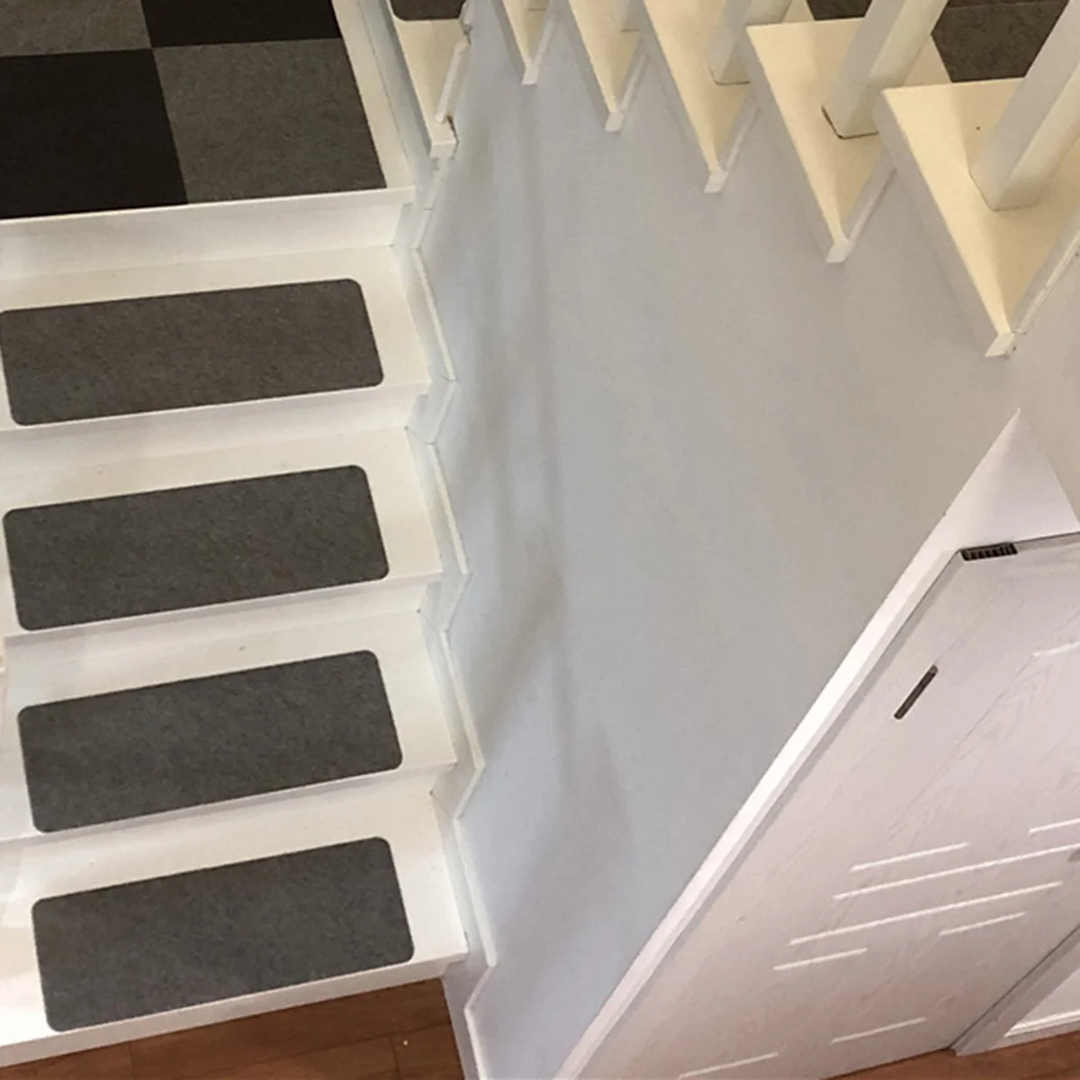 7 szt. Naklejek antypoślizgowych na schody, samoprzylepne dywaniki na stopnie, redukcja hałasu, ochraniacze na drewniane schody do salonu wewnątrz pomieszczeń