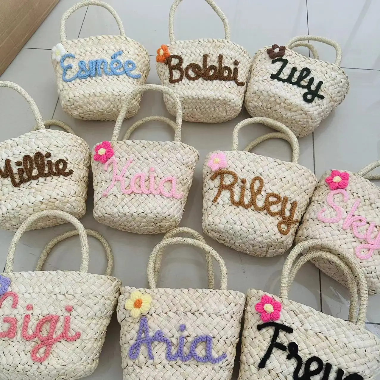 Personalized Handmade Straw Bag for Bridesmaid Tote With Name Custom Flower Girl Bag Bridesmaid Tote Bag Beach Bridal Party Gift