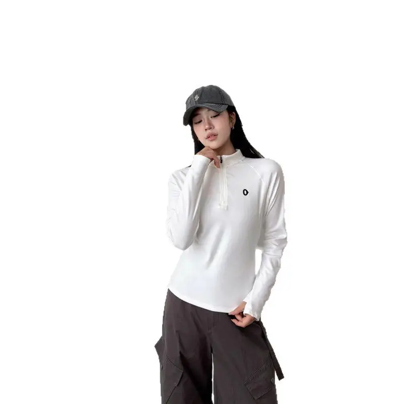 Damska bluza sportowa z zamkiem błyskawicznym, aksamitna, dopasowana, długa, z rozpinanym kołnierzem, młodzieżowa, modna, kolekcja zimowa.