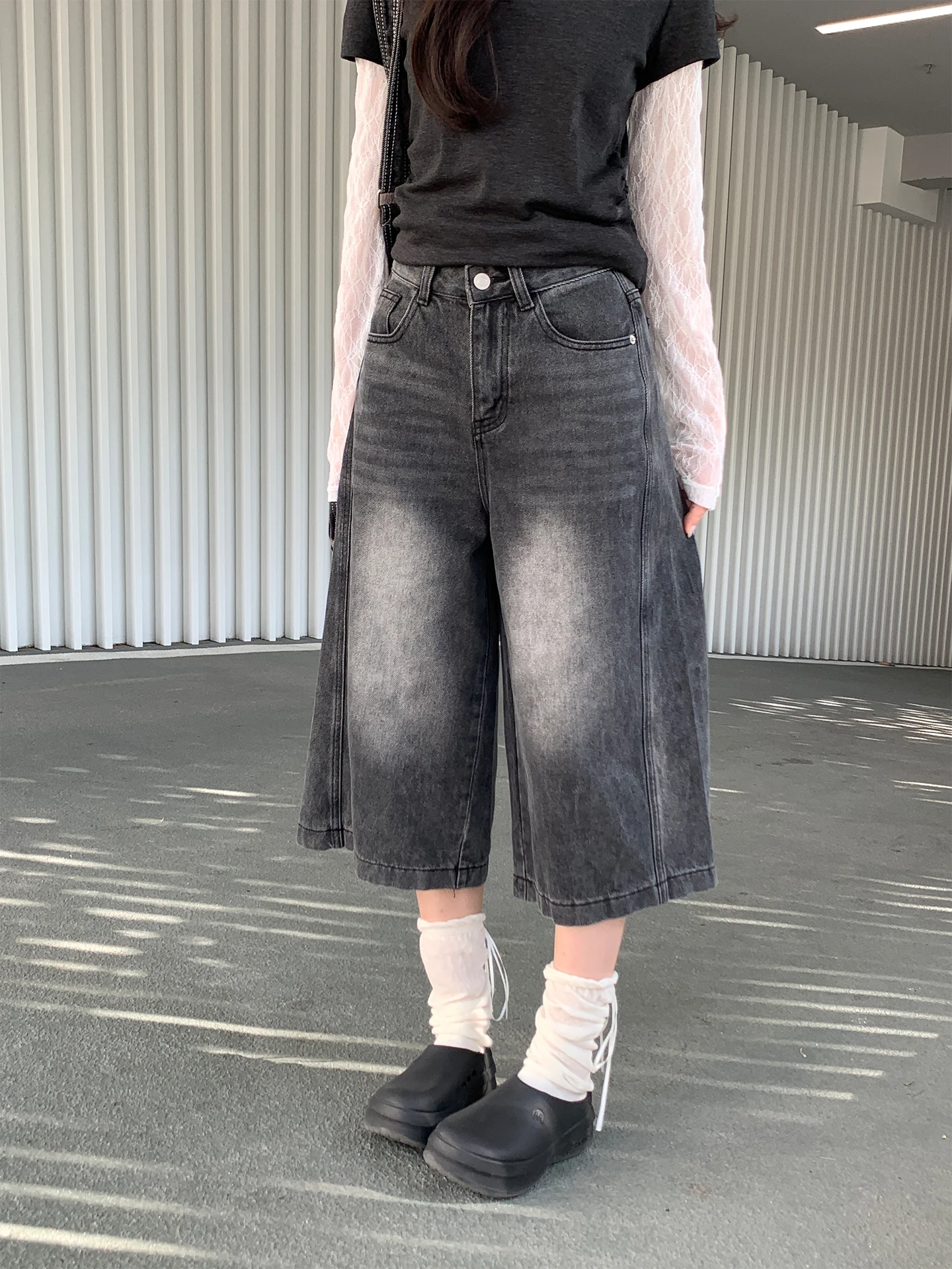 

Holli Korean Sle Zipper Straight Leg Slimming Waed Design Seven-Foot Women's Jeans Spring 2026 New Arrival