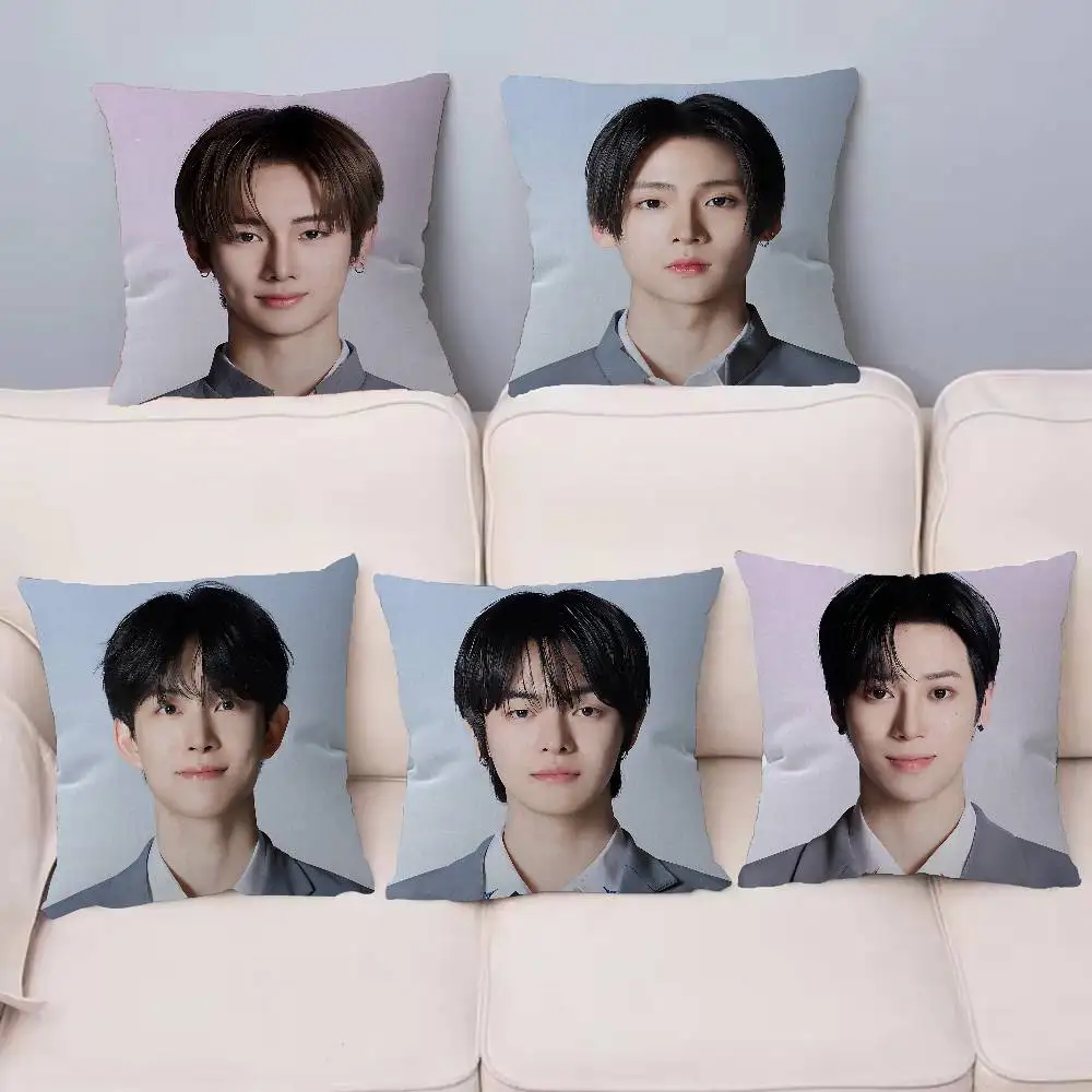 Funda de cojín con diseño del grupo Kpop A-ALD1, funda de almohada para sofá, decoración del hogar