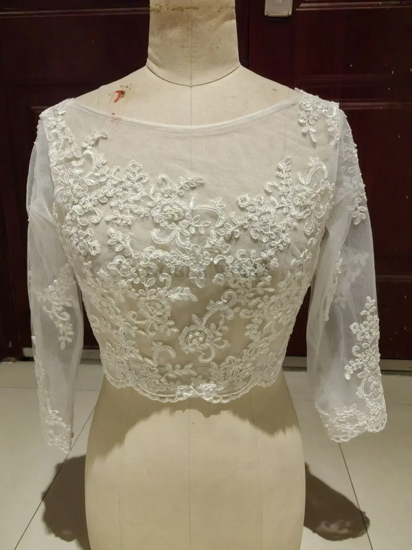 Bolero de boda de manga larga 3/4, envolturas nupciales para fiesta de boda, graduación, chaqueta de novia con cuentas, Bolero, encogimiento de hombros personalizado