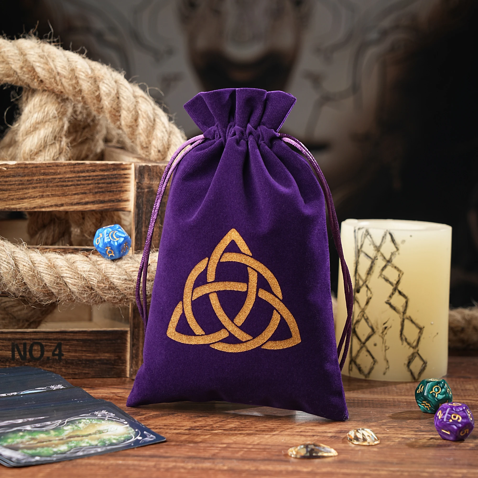 1pc Velvet Tarot Storage Bag Board Game Cards Embroidery Drawstring Package Witchcraft Supplies for Altar Tarot Dice Pouch