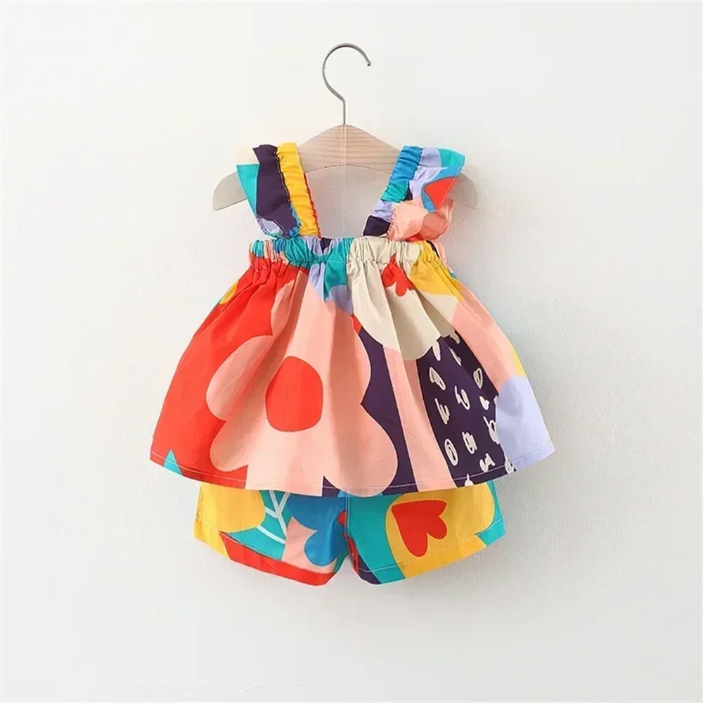 New Summer Girls\' Two-piece Halter Small Flying Sleeve Pleated Color Patchwork + Shorts Two-piece Children(0-3 Years Old Girls)