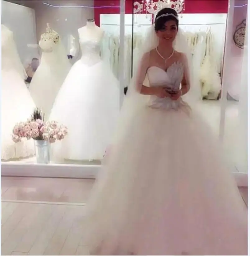 Sweetheart Princess Wedding Dresses White 2023 Luxury Crystal Beads Tulle Floor Length Bridal Gowns Bride Dress Plus Size