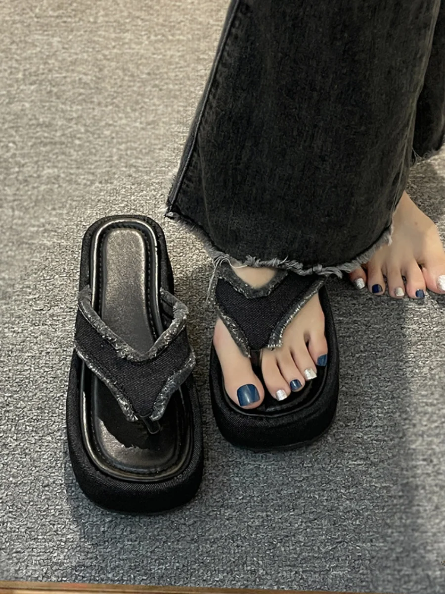 Fringe Rubber Flip Flops para mulheres, chinelos femininos, tecido casual, sapatos de praia, plataforma de lazer, macio, havaiano, denim, 2024