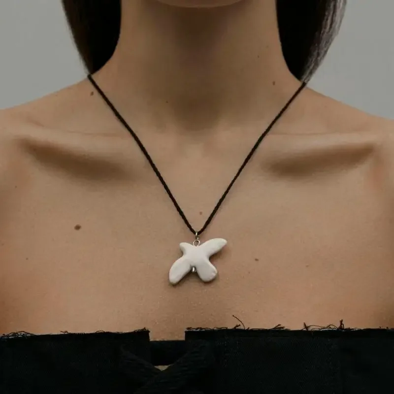 Fashion White Peace Dove Pendant Necklace Earrings for Women Vintage Metal Geometric Round Ear Hoop Jewelry Gift