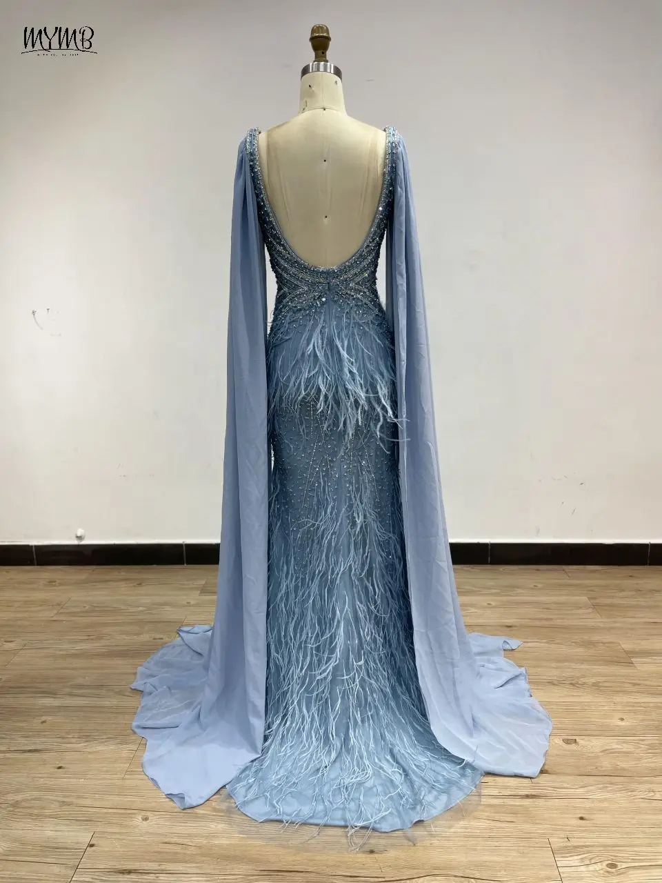 MYMB فاخر حورية البحر كيب الأكمام مناسبة رسمية فستان الحفلات العربية مثير الخامس الرقبة عالية الشق مطرز الريش ثوب مسائي DDS041-2