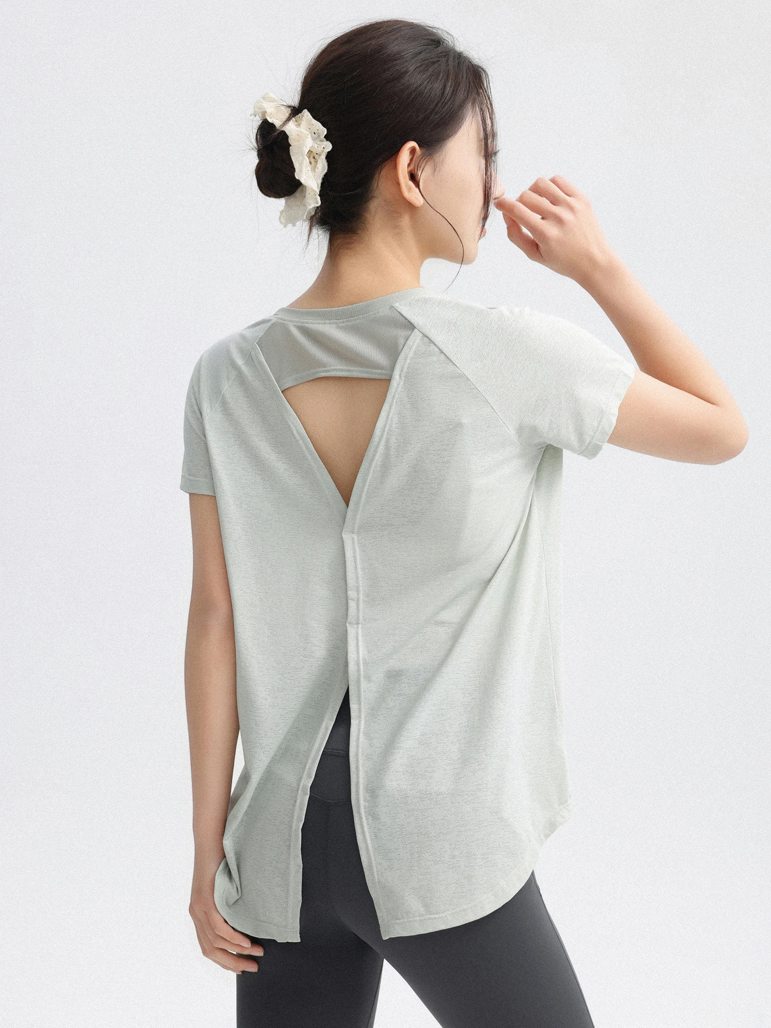 

Одежда для занятий пилатесом, свободный спортивный топ для йоги, быстросохнущий, дышащий, с короткими рукавами, для фитнеса, бега, тренировок, спортивная одежда