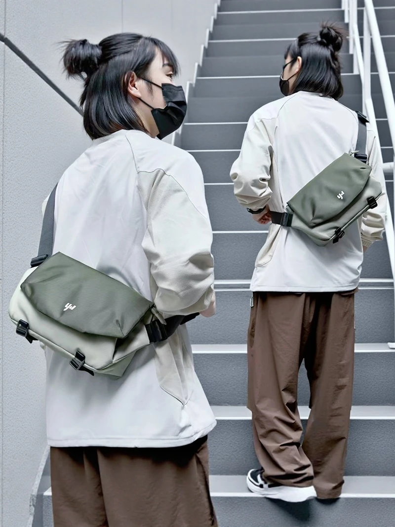2026-new-men's-crossbody-bag-large-capacity-chest-bag-portable-quick-response-outing-commuting-convenient-nylon-fabric-bag