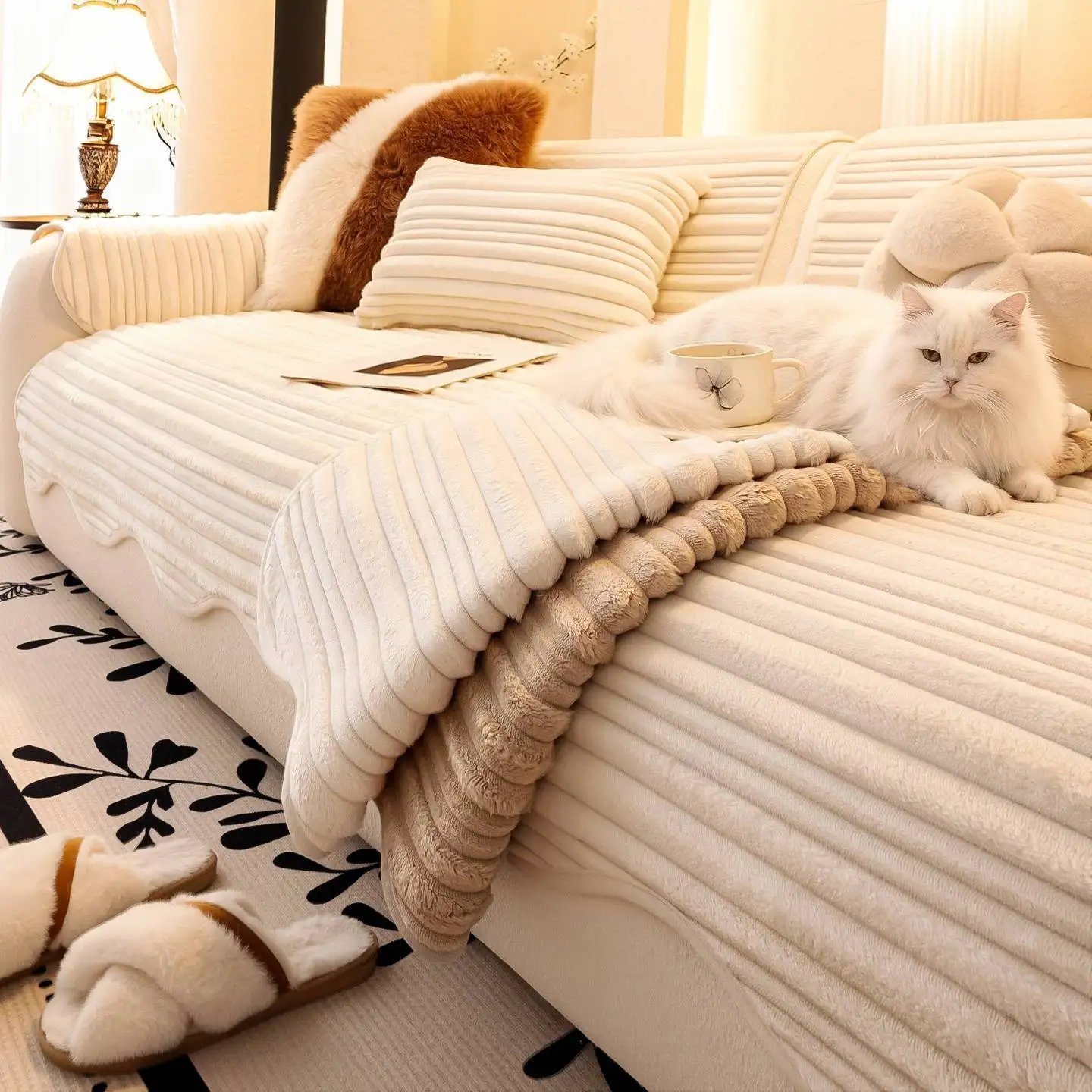 Cream Aesthetic Irregular Edged Quilting Sofa Cushion Thickened Horizontal Stripe Plush Velvet Non-Slip Sofa Dust Cover Seat Pad