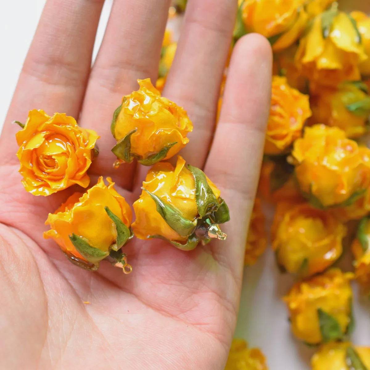 Aqumotic Dried Flowers for Resin Pendant Real Small Roses for Crafts for Jewelry Making Decoden Cream 10pcs Decorations