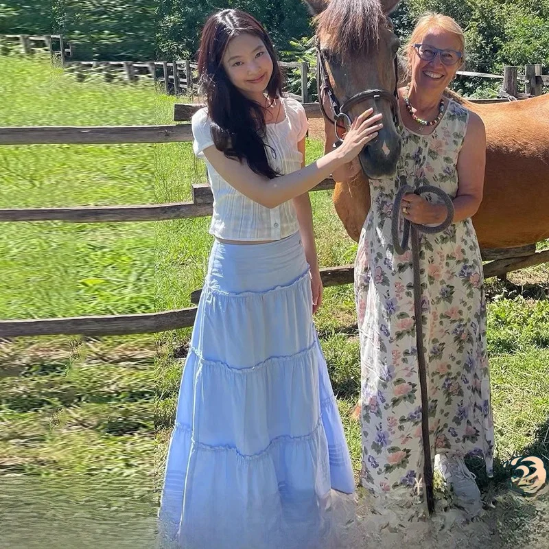 Blue A-Line Midi Skirt with Layered Pleats And Side Slits Versatile Slimming Long Skirt for Young Women Commute Artistic Sle