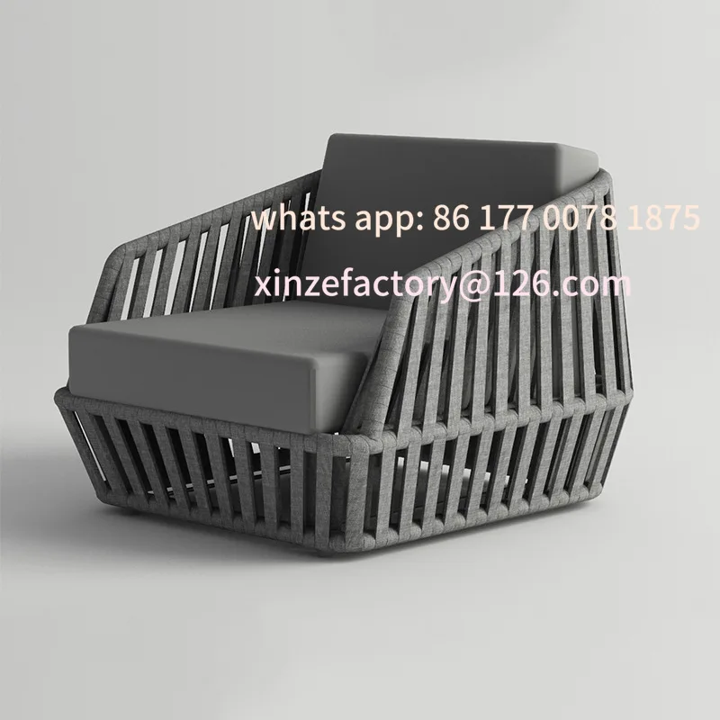 Anpassbares Rattan-Sofa für den Außenbereich, Balkon im Innenhof