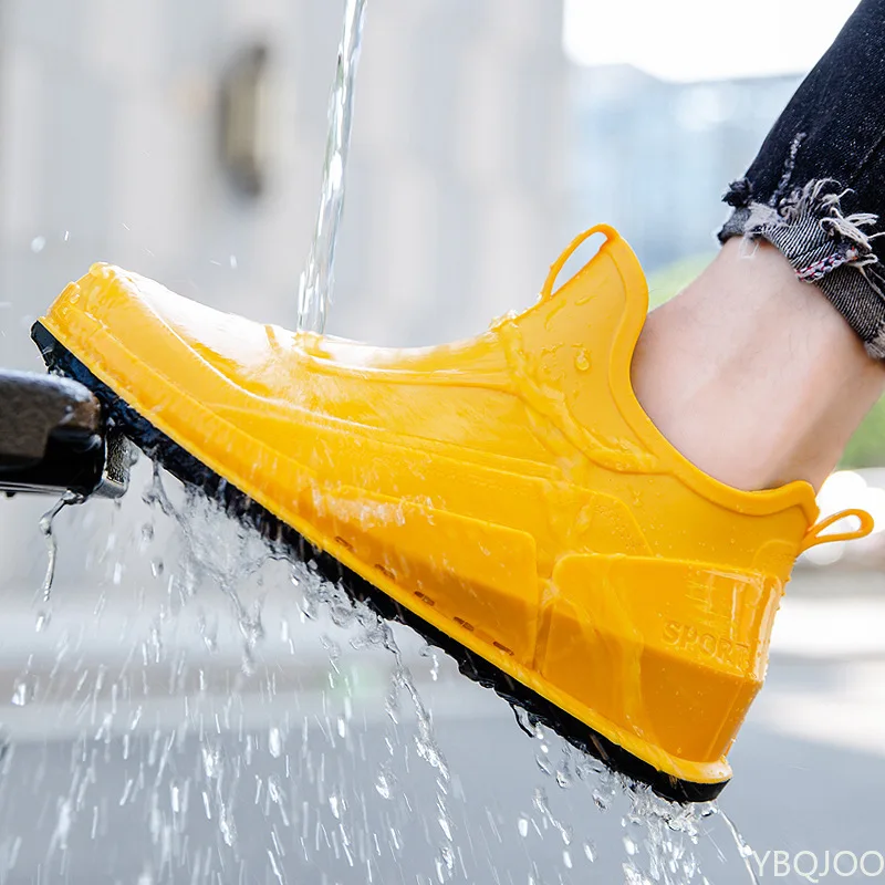 2022 New Men's Outdoor Non-slip Hiking Shoes Shaxi Fishing Rain Boots Black Work Shoes Durable Waterproof Rubber Fishing Shoes