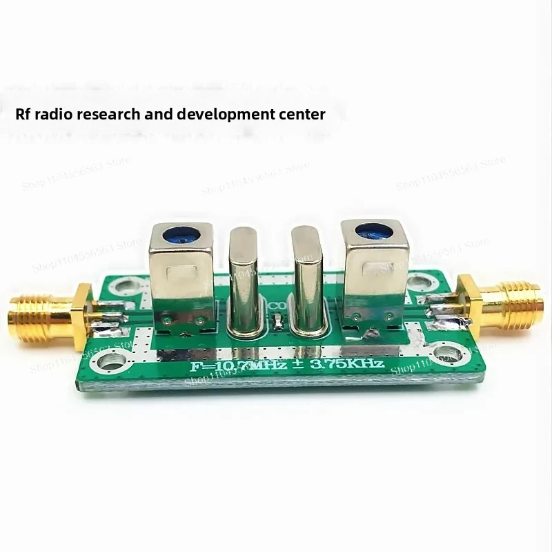 

Узкополосный кварцевый фильтр диапазона — центральная частота 10,7 МГц, полоса пропускания ± 3,75 кГц