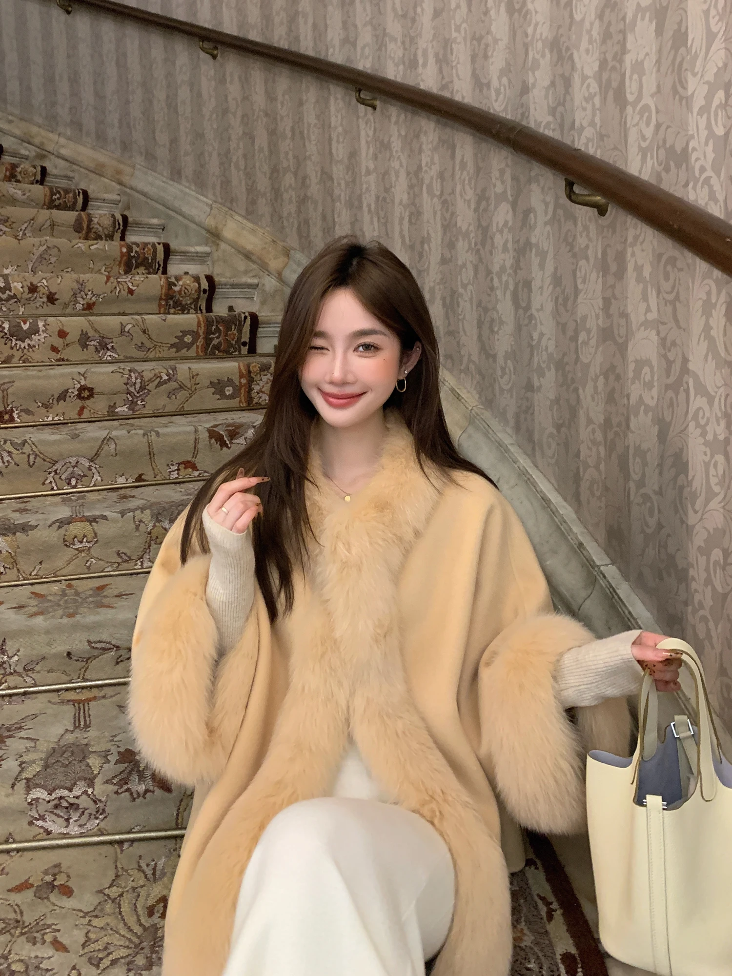 

Двустороннее шерстяное пальто Ele Aosphere Sensation из вельвета и меха, новое осенне-зимнее корейское пальто для повседневной носки