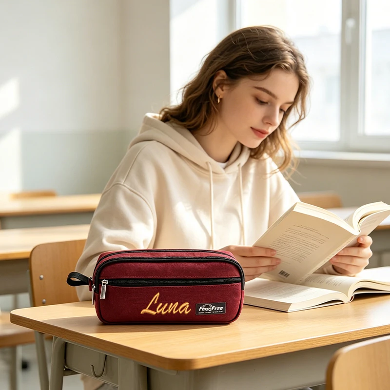 Maßgeschneiderte Stickerei/Standard-Stil 2 Optionen, Dreifach-Fächer Federmäppchen, Clutch, Kosmetiktasche, Zurück-zur-Schule-Saison, Geschenk! – Detail 3