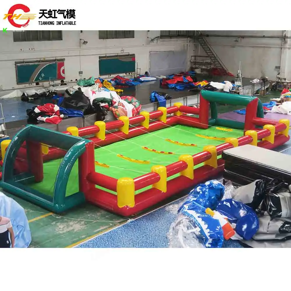 ملعب كرة قدم تجاري قابل للنفخ مع أرضية قابلة للنفخ لعبة كرة القدم الرياضية للأطفال والكبار