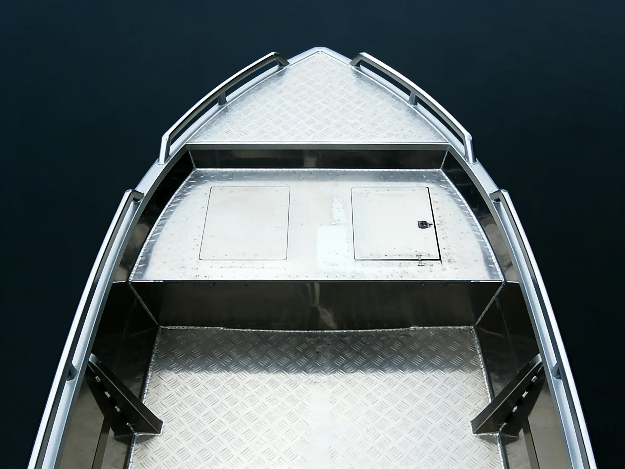 Aluminum Fishing Boat for Professional Sport Fishing Argon Welded Hull Outdoor Water Activity Boat OEM ODM
