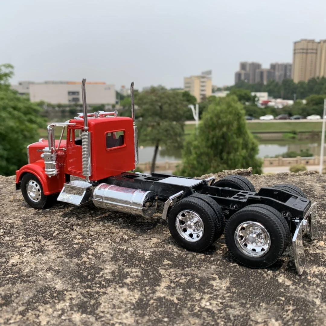 Red New Special Die Casting Metal 1/32 American Heavy Truck Model Refit Long 26cm Furniture Collection Toys For Children