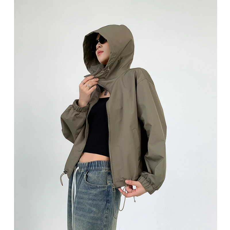 

American Sle Mountain Series Women's Outdoor Windproof Jaet Autumn New Climbing Clothes Waterproof Top Street Sle Loose...