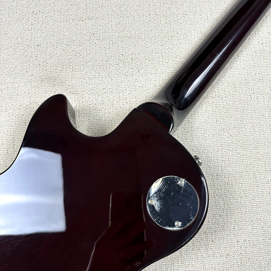 صنع في الصين، جيتار كهربائي عالي الجودة، لوحة أصابع من خشب الورد، جسم الماهوجني الصلب، أجهزة كروم، توصيل مجاني