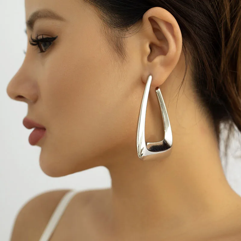 Pendientes de aro de Metal geométricos simples exagerados para mujer, joyería de moda OL, accesorios para las orejas AE057