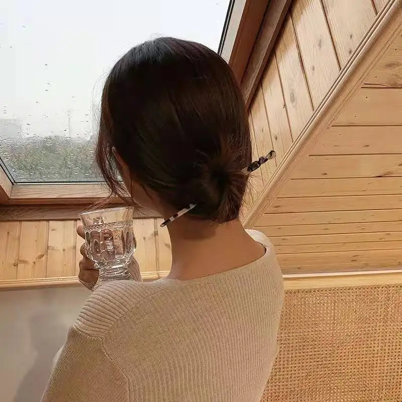 

Simple and modern daily hair hairpin with hairpin, female straight hairpin, Hanfu, and curled hair Acetic acid board