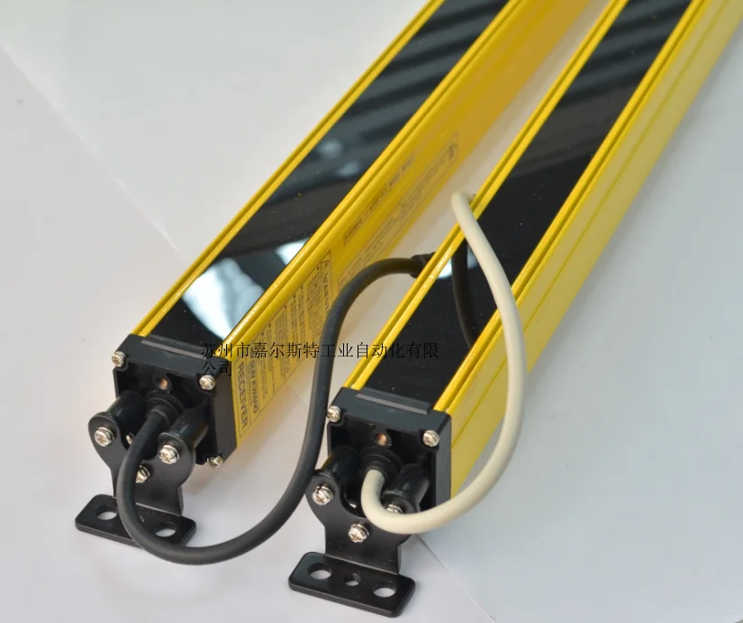 

Original And Brand New, Korea Xinguang SUNKWANG Safety Light Curtain SK-S216P-M-ANI, 3 Weeks Of Order