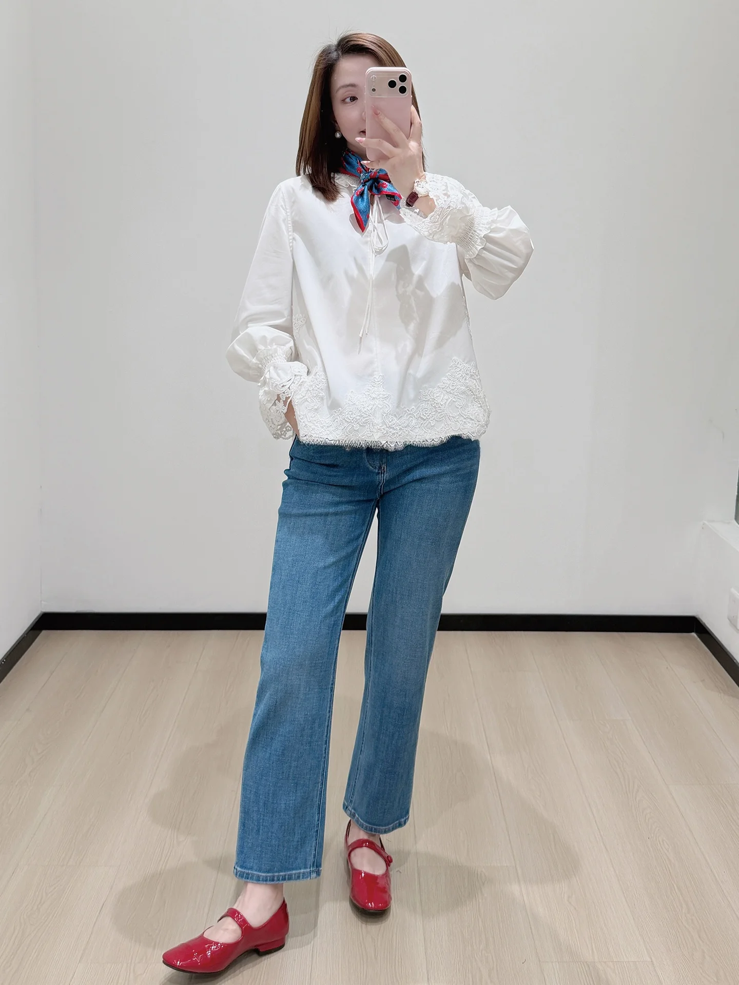 

Romantic Floral Lace Patchwork irt Anti-Wrinkle Heavy Embroidery Soft Fabric Long Sve Stand Collar Women's Commute Sle