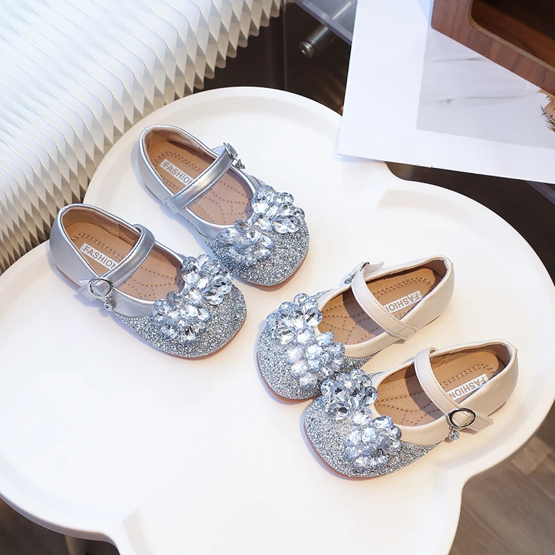 

Kids Luxury Shoes Girl Fashion Rhinestone Bow Leather Shoes Spring New Elegant Children Princess Crystal Shoes for Wedding Party