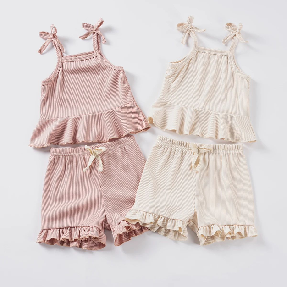 2024 Girl\'s Clothes Out Light and Breathable Solid Color Cute Bow Tie Suspenders Ruffle Shorts Set Simple Fashion Two-piece Set