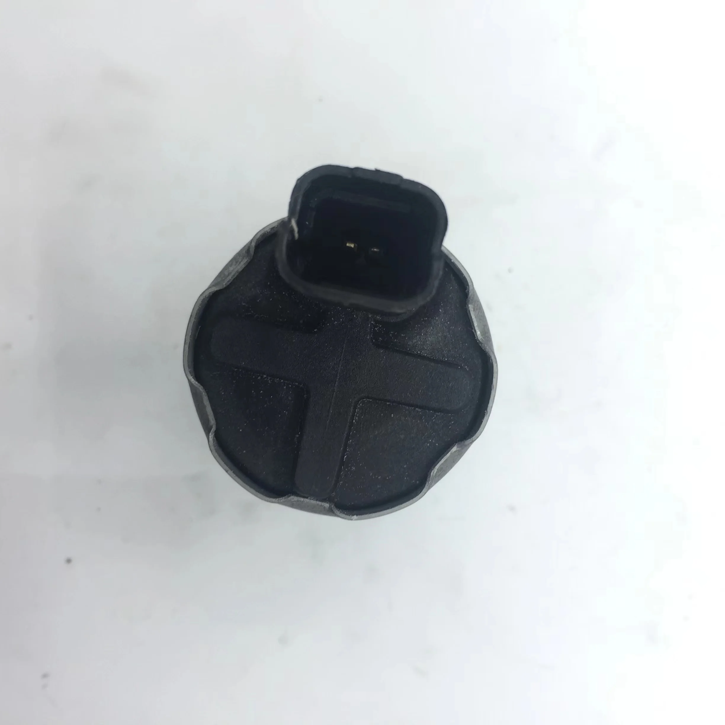 A2C59506225 New Fuel Pressure Control Regulator Valve VDO PCV Valve X39-800-300-005Z X39800300005Z