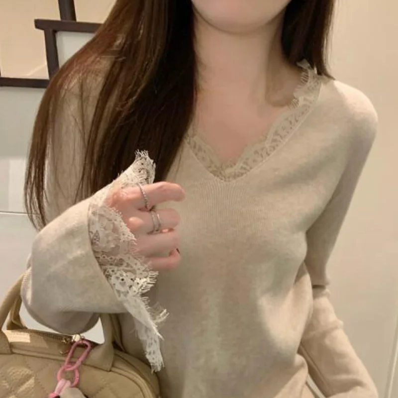 Kawaii Girl Fashion Tops Studente Cartoon Abbigliamento casual da donna Interno maglione lavorato a maglia Moda donna Sexy scollo a V Maglieria Cartoon