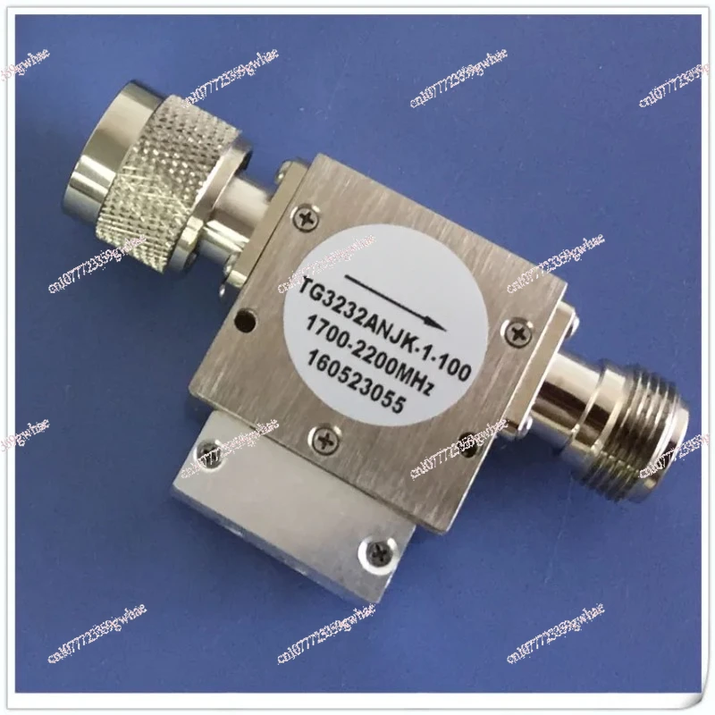 RF Coaxial Isolator with Multiple Frequency Bands Available At 300MHz-6GHz