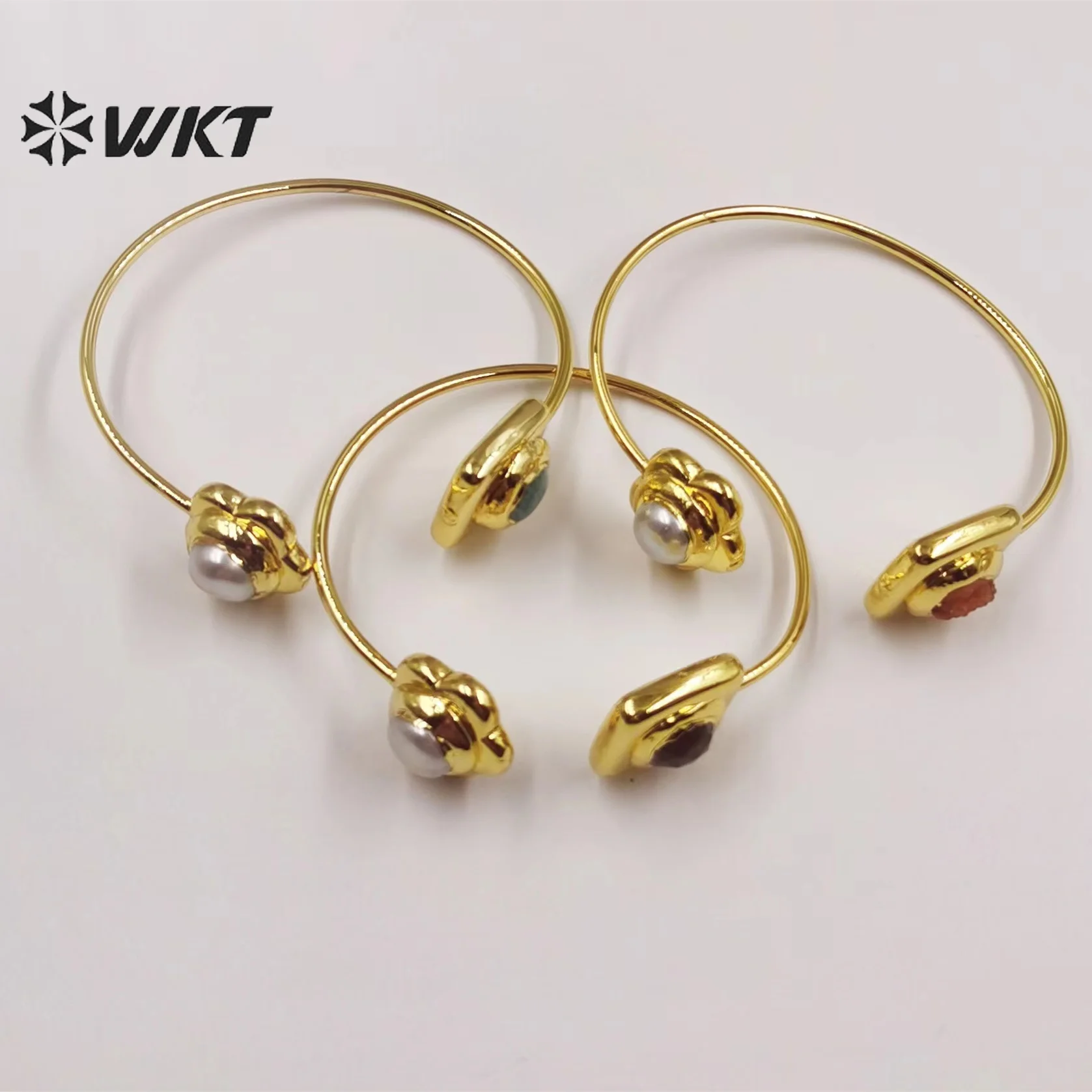 WT-MPB053 WKT 2022 Fashion Style Natural Stone Pearl&Druzy Quartzs Gold-Plate Adjustable Bangle Wedding Party For Women Bangle