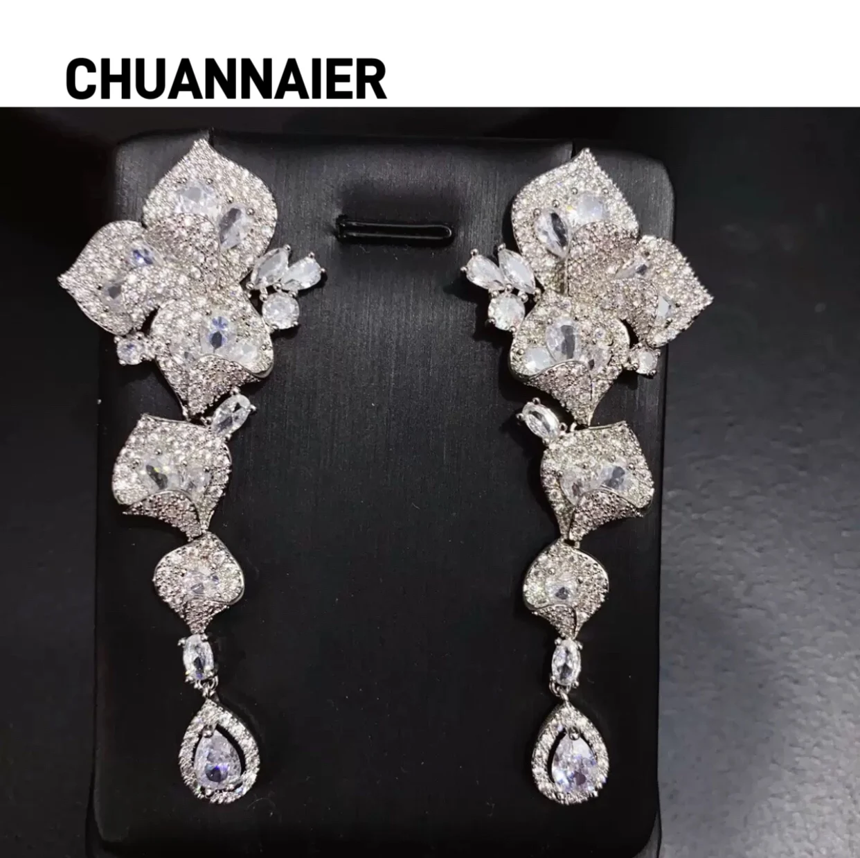 

Fashion Luxury Colorful Emerald Earrings Butterfly Fringe Long Style Super Fairy Elegant Lady Earrings Trendy