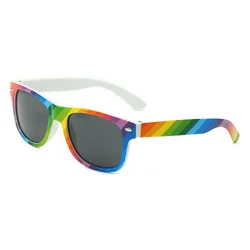 Venta al por mayor Gafas de sol Rainbow Pride Unisex Retro Protección UV400 Gafas LGBT Gafas de sol a granel para adultos Adolescentes Gafas de fiesta