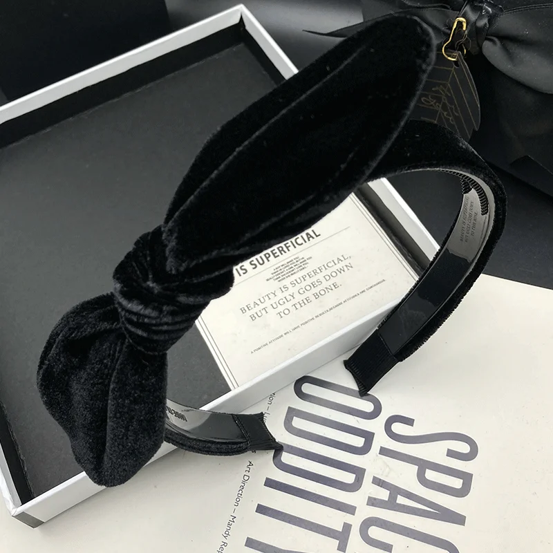 

Стильная заколка-бабочка для волос, женский зубчатый противоскользящий аксессуар для волос, заколка-ободок для причесок.