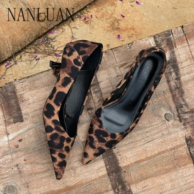 

2024Boutique Autumn Women's Shoes New Fashion Pointed Toe Stiletto Women's Shoes High Quality Slip-on Best-selling Fashion Shoes