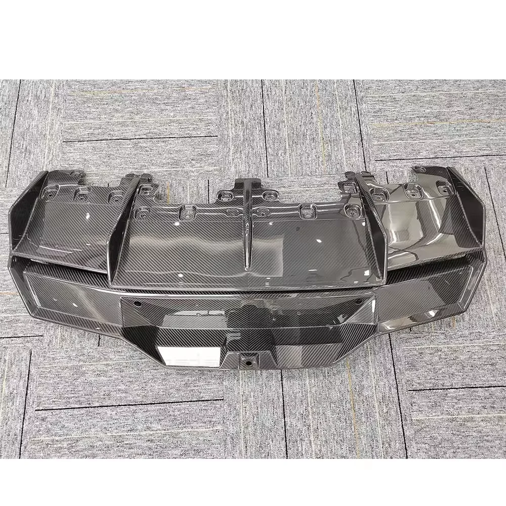 

Lamborghini Huracan STO Auto Parts Dry Carbon Fiber Rear Diffusion Lip