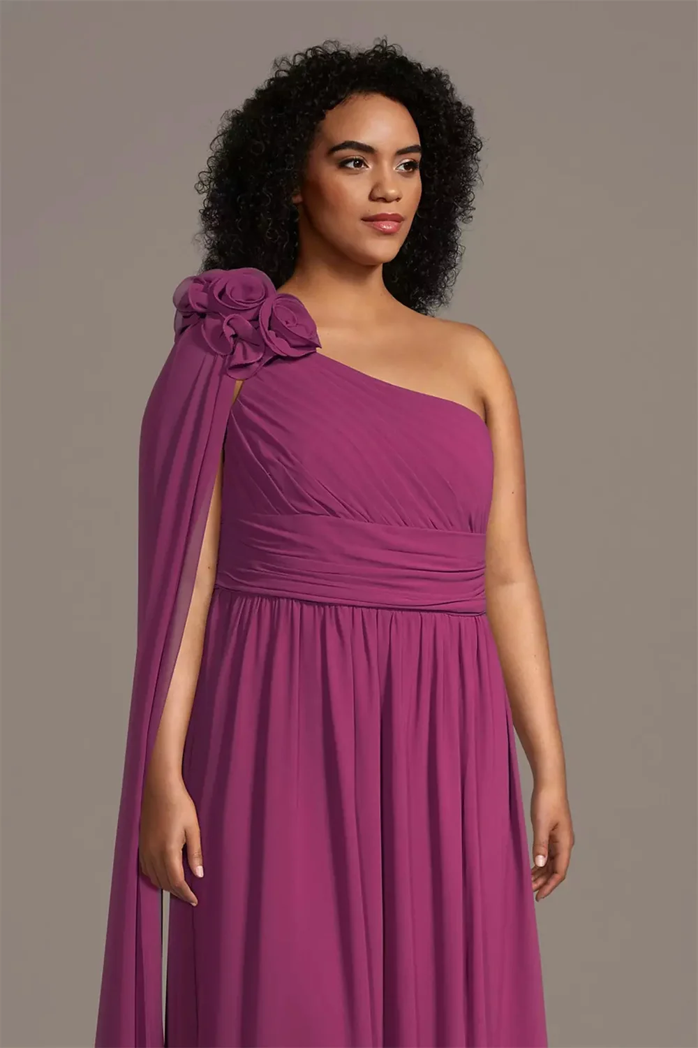 فستان سهرة أنيق بكتف واحد مزين بالزهور فساتين لحضور الحفلات الموسيقية على شكل حرف a من الشيفون مطوي فستان رسمي لحفلات الزفاف وحفلات الكوكتيل حسب الطلب