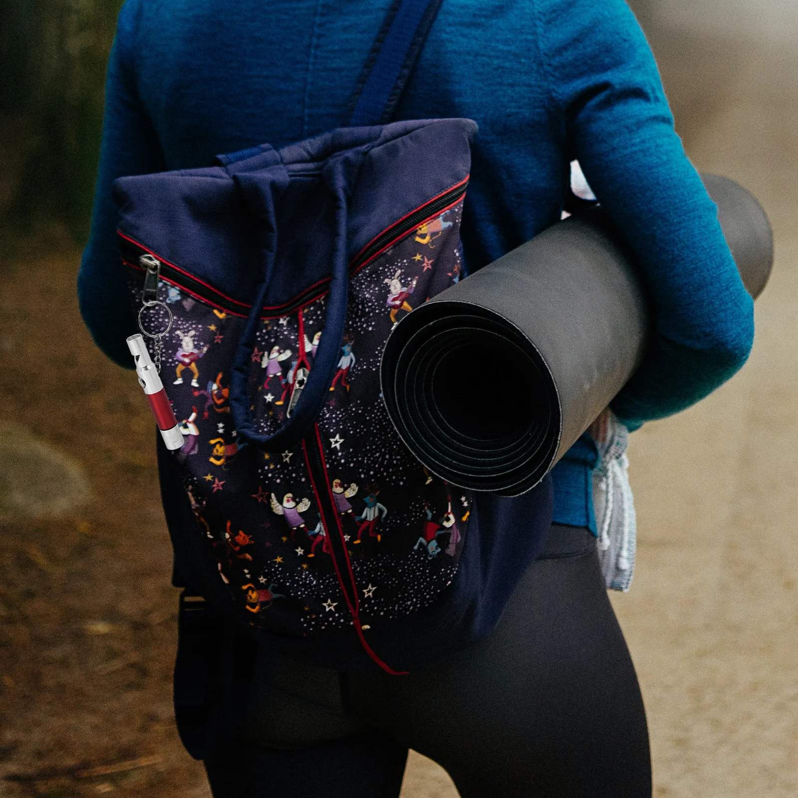 

2Pcs Outdoor Survival Whistles Compass Flashlight Multifunctional Keychain Emergency Hiking Camping Safety Loud Volume Tool