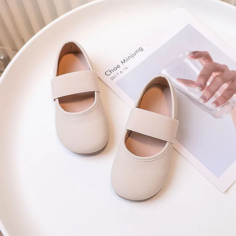 Neue alle passen Low Heel Kinderschuhe Mädchen Französisch Stil Prinzessin Schuh einfarbig einfache bequeme weiche Sohlen Schuhe