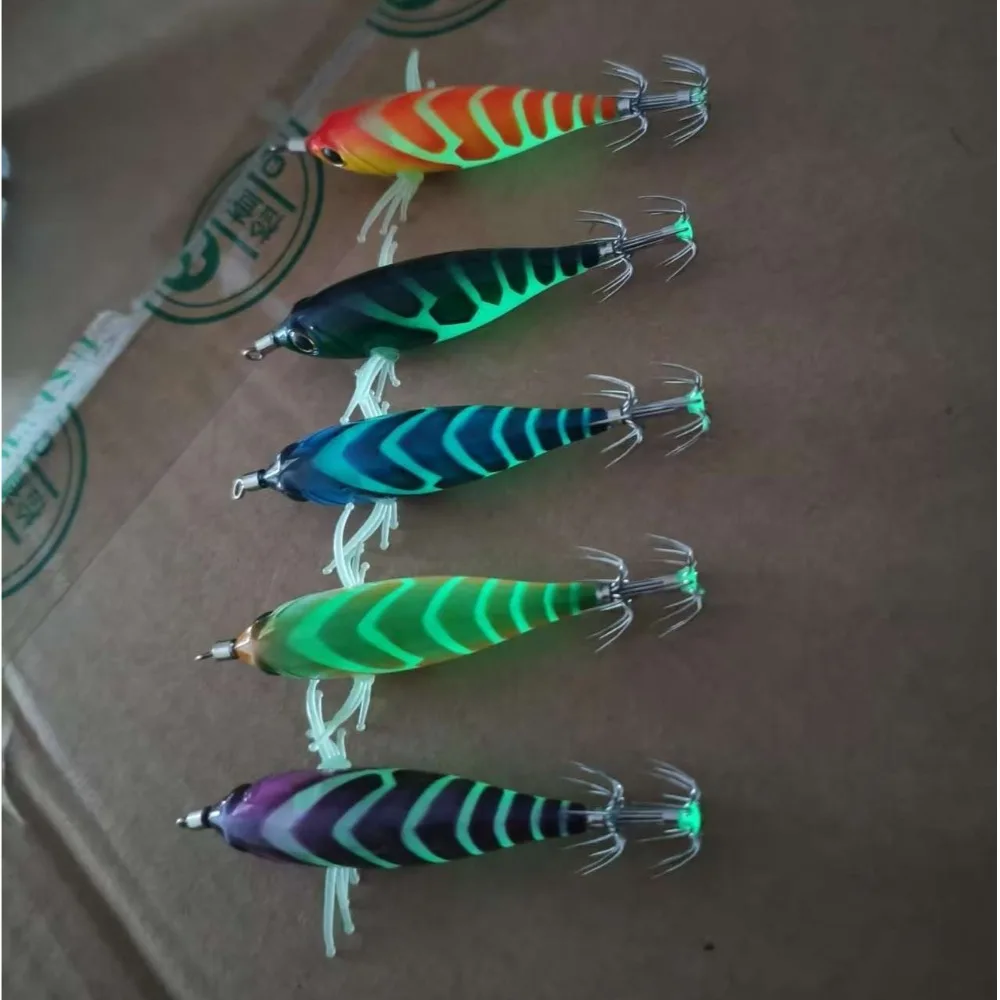 55mm 5.2g Cuttlefish Egi Squid Lure Squid Jig Wood Shrimp Lure Glow Horizontal Shrimp Squid Hook ABS Sea Fishing Hard Bait